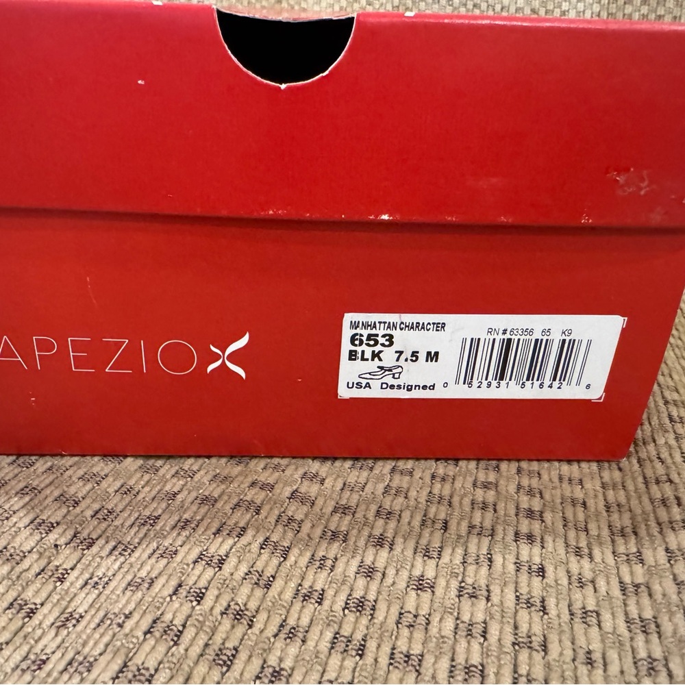 Capezio Black Women's Heels size 7.5 - Picture 5 of 5
